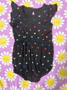Kyte BABY Black One-Piece with Multicolor Heart Print